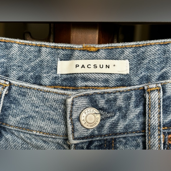 Pacsun 90’s Boyfriend Jeans - Picture 4 of 6